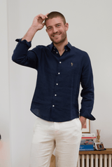 Chemise en lin bleu homme