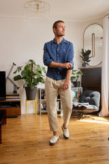 Chemise en lin bleu homme